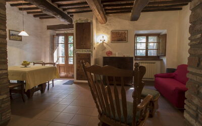 Accommodation:&nbsp;Trasimeno Bandita 809.6