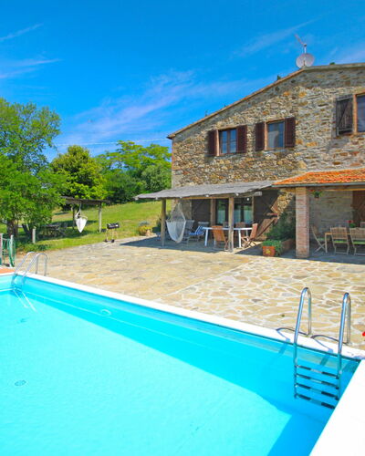 La Casetta: Sky, Plant, Property, Building, Window, Swimming Pool, Azure, Blue, Water, Chair