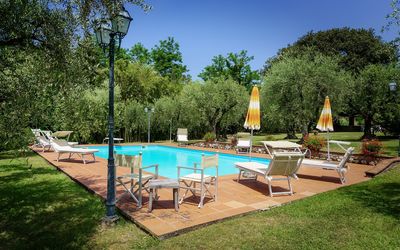 Casa Tonio: Swimming Pool, Property, Backyard, Real Estate, House, Leisure, Estate, Grass, Home, Tree