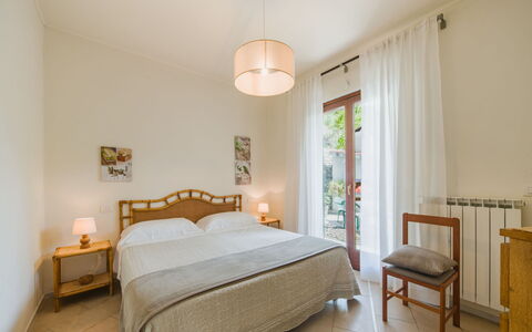 Casa Melograno: Furniture, Interior Design, Flooring, Floor, Wood, Ceiling, Room, Bed, Table, Bedroom