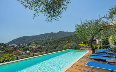 Moneglia 665: Piscina, Proprietà, Ricorrere, Tempo Libero, Vacanza, Immobiliare, Albero, Casa, Costruzione, Estate