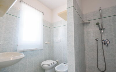 Accommodation:&nbsp;Turistica 671.2