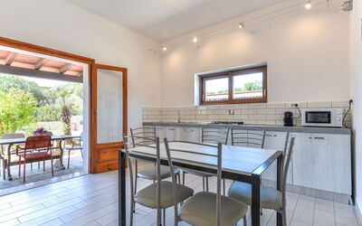 Accommodation:&nbsp;Il Melograno 678.10