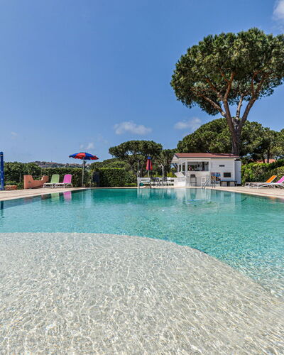 Capoliveri 678: Cloud, Water, Sky, Property, Plant, Swimming Pool, Building, Window, Azure, Blue