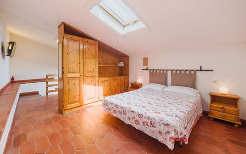 Casa Nueva: Interior Design, Mobilia, Legna, Pavimentazione, Soffitto, Pavimento, Letto, Camera Da Letto, Camera, Cabinetry