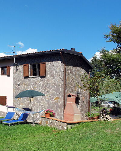 Grande Quercia: Property, House, Building, Rural Area, Cottage, Land Lot, Real Estate, Farmhouse, Home, Architecture