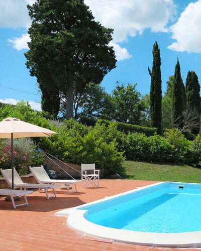 Santa Enerichetta: Cloud, Water, Sky, Plant, Property, Botany, Tree, Swimming Pool, Shade, Architecture