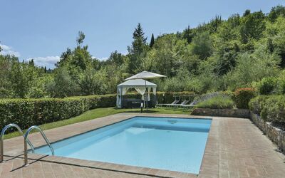 Amos - Montaione, Tuscany, Italy