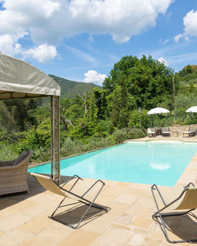 La Felcaia: Cloud, Water, Plant, Sky, Property, Swimming Pool, Furniture, Chair, Azure, Outdoor Furniture