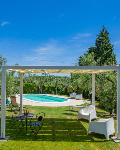 Casa Bensa: Sky, Plant, Cloud, Water, Property, Nature, Shade, Tree, Building, Swimming Pool