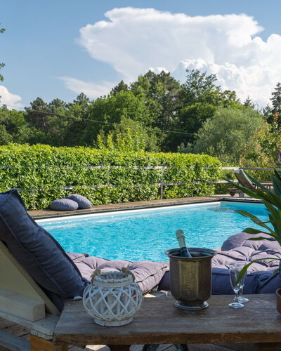 Le Buche: Water, Sky, Cloud, Plant, Swimming Pool, Nature, Tree, Flowerpot, Azure, Botany