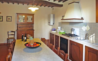 Accommodation:&nbsp;Campiglia 617.6