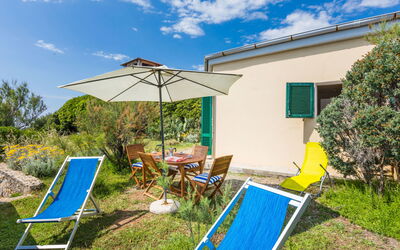 Castiglioncello 642: Cloud, Plant, Sky, Property, Plant Community, Building, Nature, Azure, Shade, Outdoor Furniture