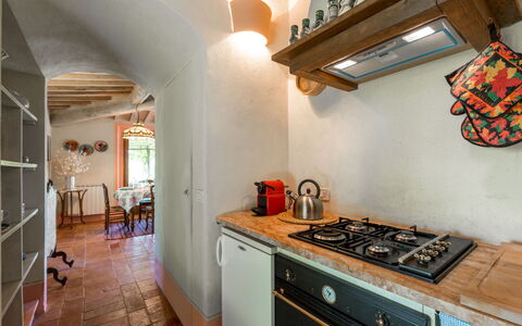 Ginestra: Cabinetry, Furniture, Property, Countertop, Gas Stove, Kitchen Appliance, Kitchen Stove, Cooktop, Kitchen, Wood