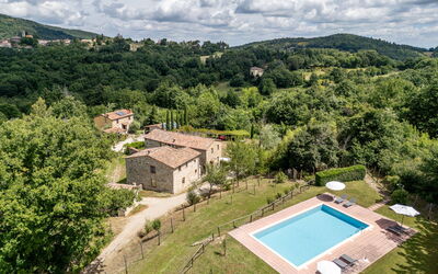 Travale 601: Sky, Cloud, Water, Nature, Plant, Swimming Pool, Tree, Building, Land Lot, Residential Area