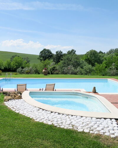 La Voce del Silenzio: Water, Sky, Water Resources, Swimming Pool, Natural Landscape, Rectangle, Tree, Shade, Cloud, Plant