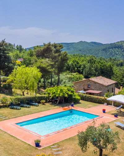 Castelnuovo Val Cecina 651: Estate, Eco Hotel, Hacienda, Farmhouse, Plantation, Villa, Resort, Swimming Pool, Mountain Village
