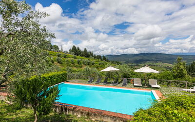 Greve in Chianti 651: Cloud, Water, Sky, Water Resources, Plant, Swimming Pool, Nature, Azure, Tree, Natural Landscape