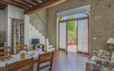 Accommodation:&nbsp;I Cipressi 646.1
