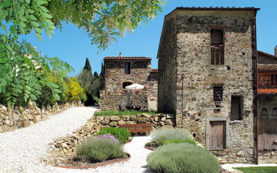 Accommodation:&nbsp;I Cipressi 646.1