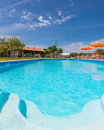 Scarlino 648: Water, Cloud, Sky, Plant, Swimming Pool, Blue, Tree, Outdoor Furniture, Sunlounger, Aqua