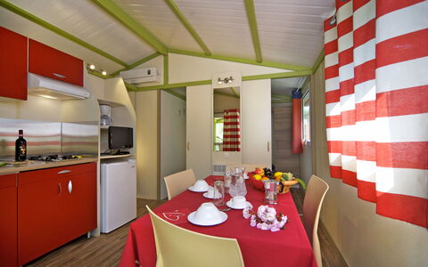 Camping Village Il Fontino: Room, Interior Design, Red, Ceiling, Property, Dining Room, Building, Furniture, Table, Architecture