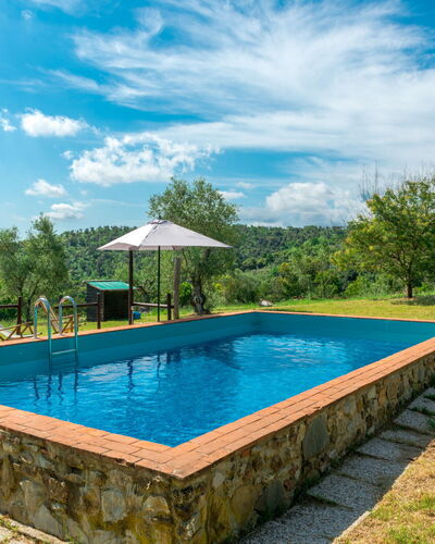 Valmarinella: Water, Cloud, Sky, Property, Plant, Swimming Pool, Rectangle, Azure, Shade, Tree
