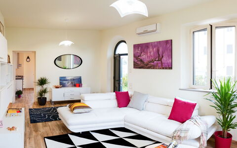 Accommodation:&nbsp;Sabrina 695.2