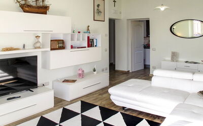 Accommodation:&nbsp;Sabrina 695.2