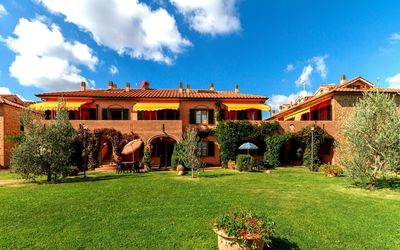 Calanchi Apartments