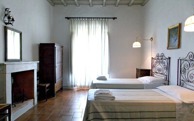 Accommodation:&nbsp;Senni 6