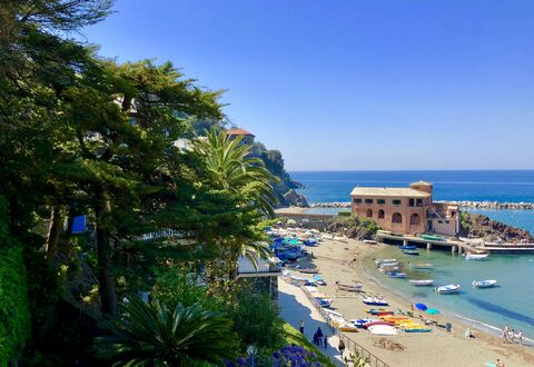 Dai Fiorentini - Apartment In Levanto: Costa, Mare, Cielo, Azzurro, Proprietà, Albero, Vacanza, Spiaggia, Cittadina, Riva