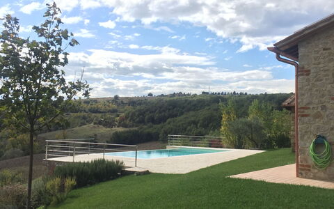 Casale De Conti: Proprietà, Erba, Lotto, Paesaggio Naturale, Prato, Stabilimento Sportivo, Cielo, Casa, Immobiliare, Casa