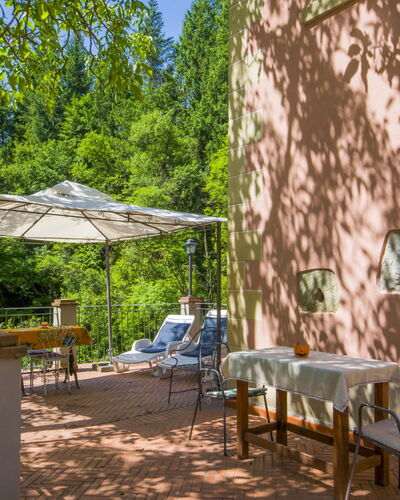 Il Mulinaccio: Property, Shade, Real Estate, Tree, Room, Building, Leisure, House, Home, Table