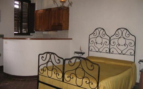 Accommodation:&nbsp;Antico Talamo