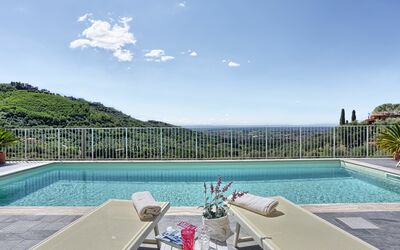 Villa Maona