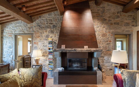 Villa Dorothea: Legna, Interior Design, Costruzione, Pavimento, Fascio, Pavimentazione, Brick, Soggiorno, Immobiliare, Latifoglie