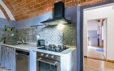 Accommodation:&nbsp;Pietra 858.2