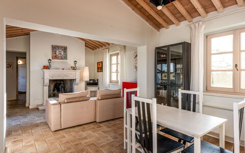 Quercia Alta: Furniture, Table, Property, Cabinetry, Picture Frame, Wood, Ceiling Fan, Countertop, Interior Design, Houseplant