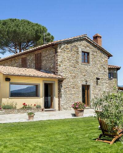Casa San Piero: Sky, Plant, Building, Property, Window, Tree, House, Door, Grass, Cottage