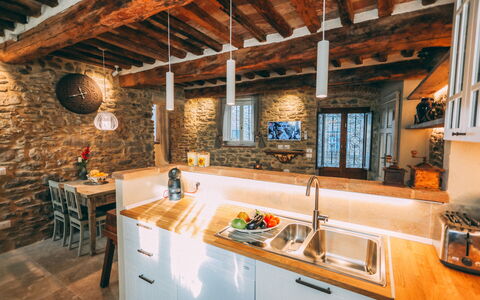 Casa San Valentino: Property, Furniture, Countertop, Cabinetry, Sink, Wood, Kitchen Sink, Window, Building, Table