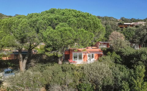 Villa Marzia Mare & Golf: Sky, Plant, Window, Natural Landscape, Mountain, Highland, Tree, Vegetation, Land Lot, Vehicle