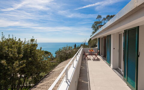 Casa Grande Mare - Levanto: Nube, Cielo, Costruzione, Azzurro, Albero, Legna, Casa, Pianta, Paesaggio, Tempo Libero