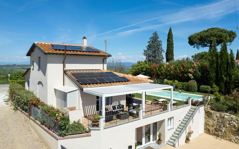 Villa Di Pillo: Cielo, Pianta, Costruzione, Nube, Albero, Architettura, Casa, Zona Residenziale, Villetta, Urban Design