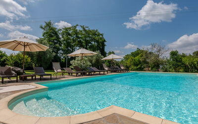 Cinigiano 250: Water, Cloud, Sky, Property, Plant, Swimming Pool, Azure, Tree, Shade, Outdoor Furniture