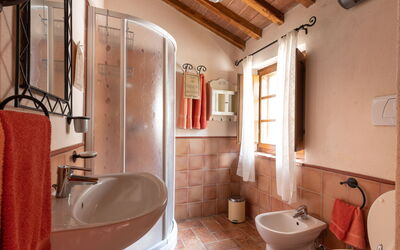 Accommodation:&nbsp;Olinto 250.1