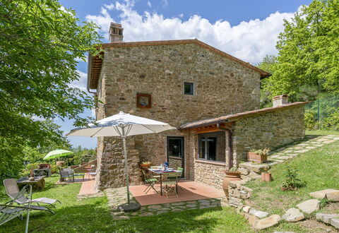 Casa Bosco D'arte Holiday Home , Greve In Chianti,: Pianta, Mobilia, Costruzione, Nube, Proprietà, Cielo, Albero, Casa, Sedia, Finestra