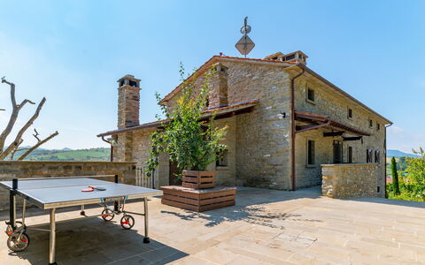 Villa Torre delle Rose: Cielo, Pianta, Costruzione, Tavolo, Casa, Mobili Da Esterno, Porta, Villetta, Legna, Finestra