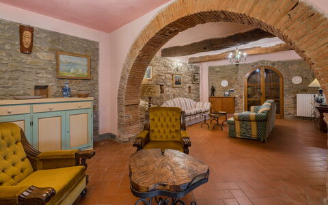 Borgo la Casina: Proprietà, Costruzione, Cornice, Legna, Interior Design, Pavimentazione, Pavimento, Casa, Soggiorno, Decorazione