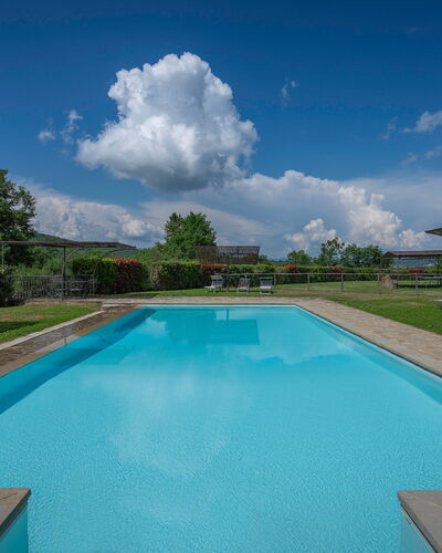 Villa Leopolda Selvarella: Water, Cloud, Sky, Plant, Swimming Pool, Azure, Tree, Shade, Outdoor Furniture, Building